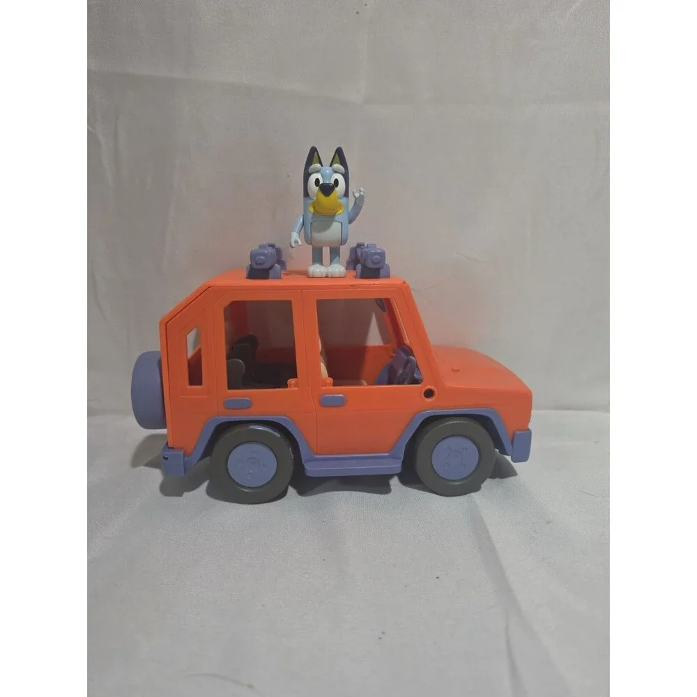Moose Toy Bluey Heeler 4WD Jeep Beach Cruiser Car Vehicle